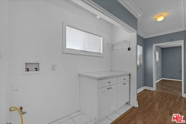 7905 West Boulevard, Inglewood, CA 90305
