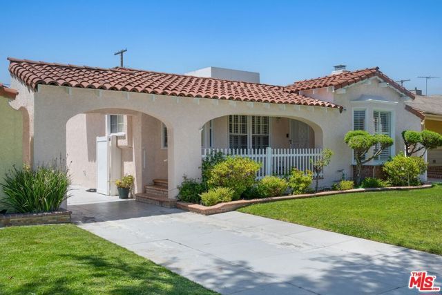 7905 West Boulevard, Inglewood, CA 90305