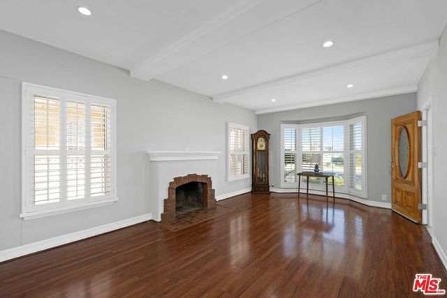 7905 West Boulevard, Inglewood, CA 90305