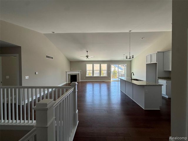 1025 Camellia Circle 41, Howell, MI 48843