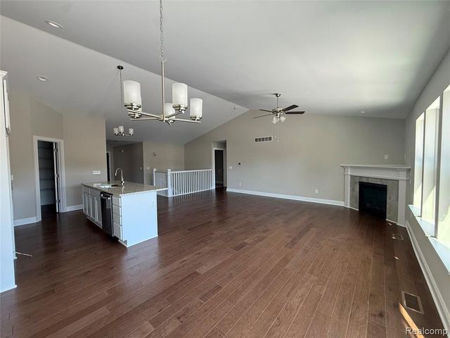 1025 Camellia Circle 41, Howell, MI 48843