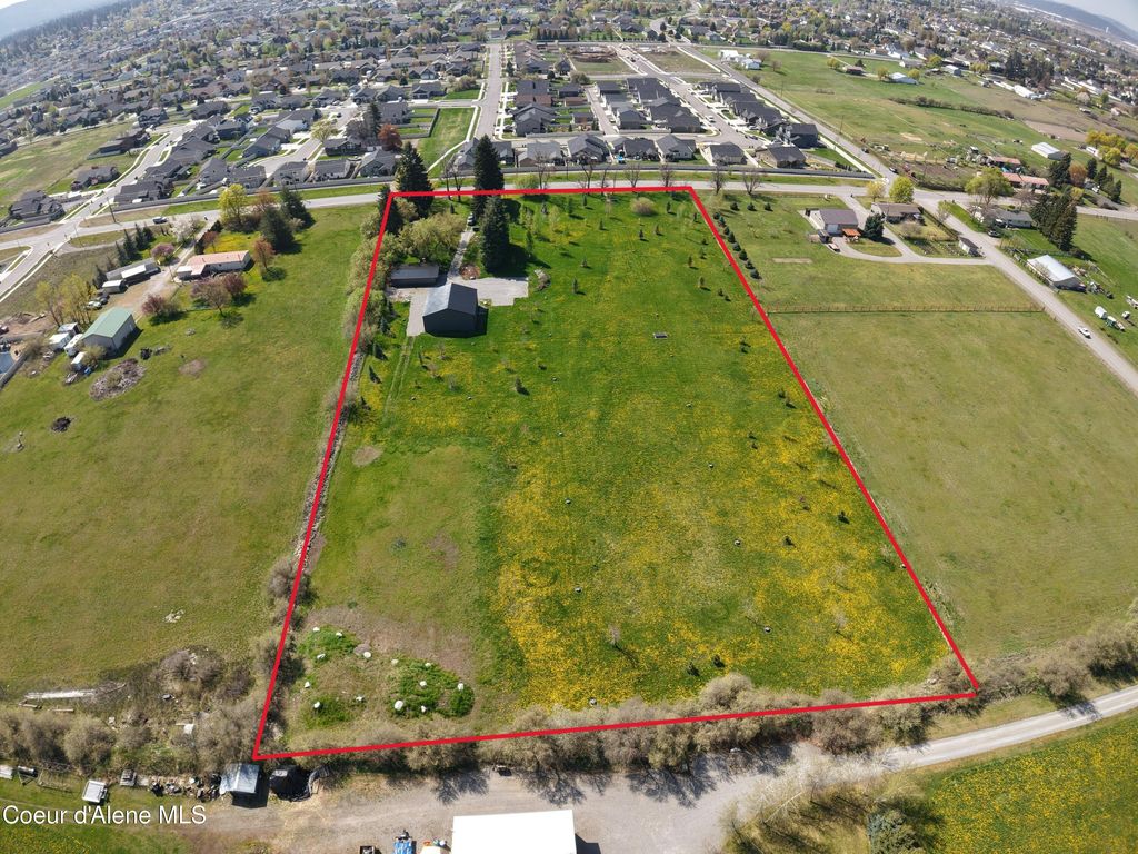 13429 W PRAIRIE AVE, Post Falls, ID 83854 photo 2