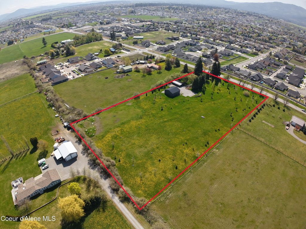 13429 W PRAIRIE AVE, Post Falls, ID 83854 photo 3