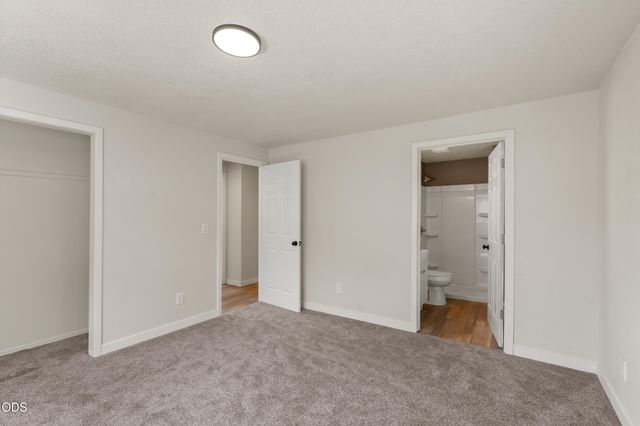 2417 Flanders Street, White City, OR 97503