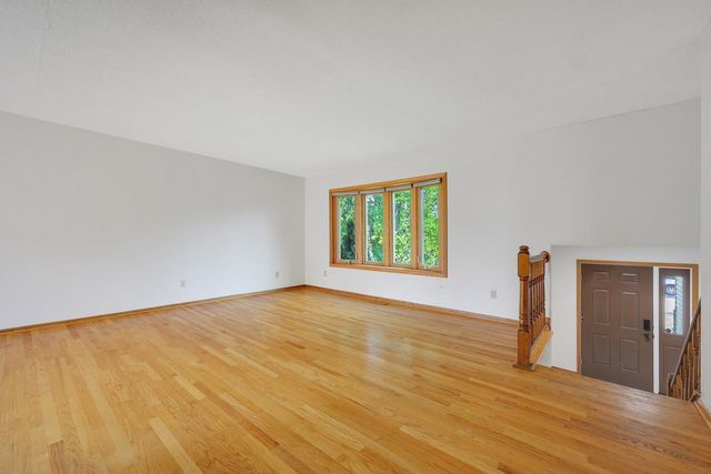 12601 92nd Place N, Maple Grove, MN 55369