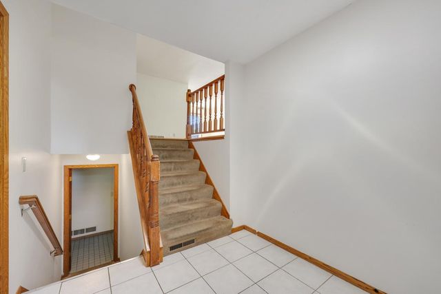 12601 92nd Place N, Maple Grove, MN 55369