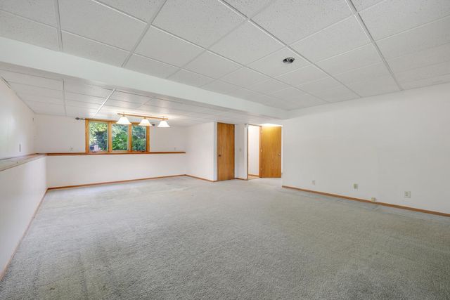 12601 92nd Place N, Maple Grove, MN 55369