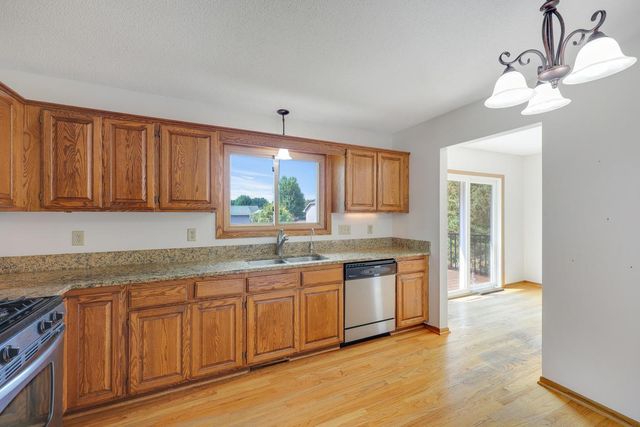 12601 92nd Place N, Maple Grove, MN 55369