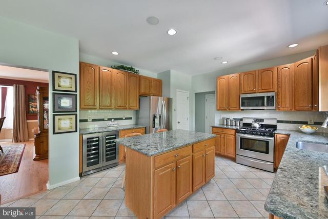 414 FOREST LN, North Wales, PA 19454