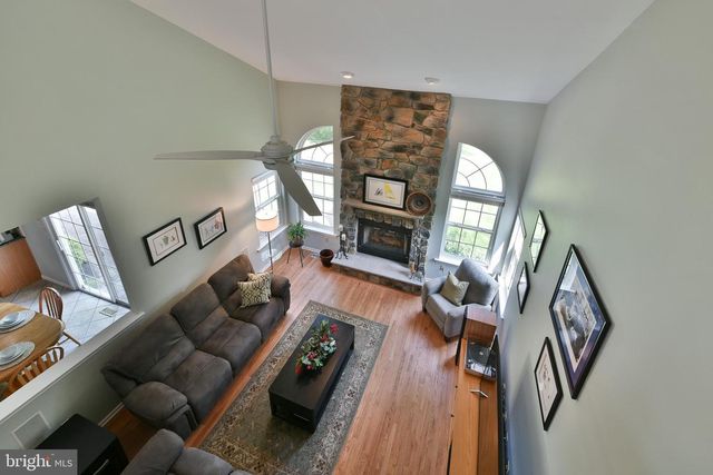 414 FOREST LN, North Wales, PA 19454