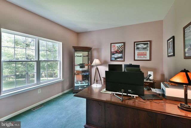 414 FOREST LN, North Wales, PA 19454