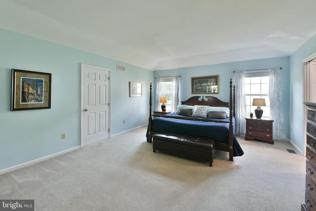 414 FOREST LN, North Wales, PA 19454