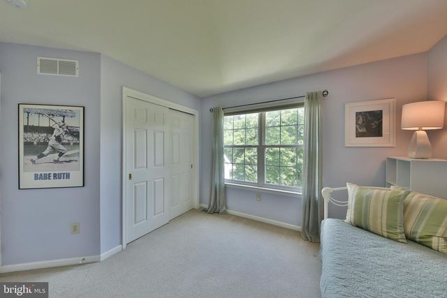 414 FOREST LN, North Wales, PA 19454