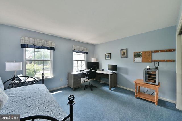414 FOREST LN, North Wales, PA 19454