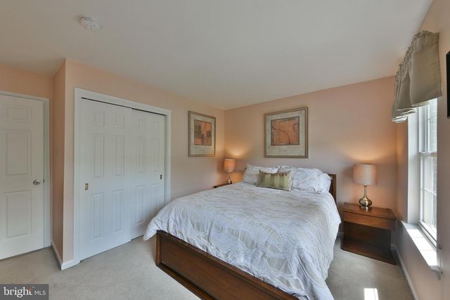 414 FOREST LN, North Wales, PA 19454