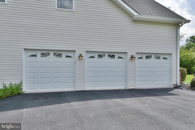 414 FOREST LN, North Wales, PA 19454