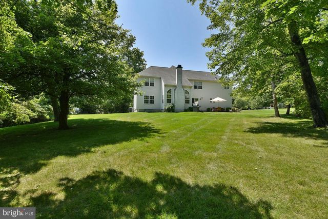 414 FOREST LN, North Wales, PA 19454