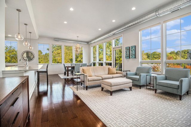 410 N 1st Street 301, Ann Arbor, MI 48103