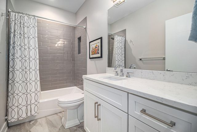 410 N 1st Street 301, Ann Arbor, MI 48103