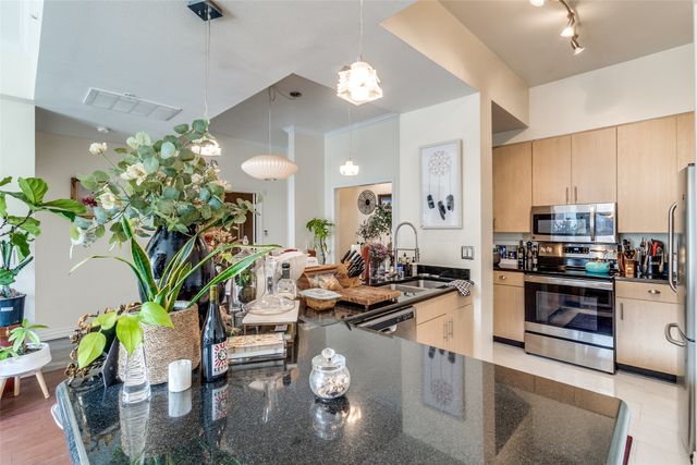 3225 Turtle Creek Boulevard 520, Dallas, TX 75219