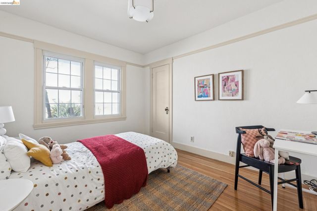 2833 Morgan Avenue, Oakland, CA 94602