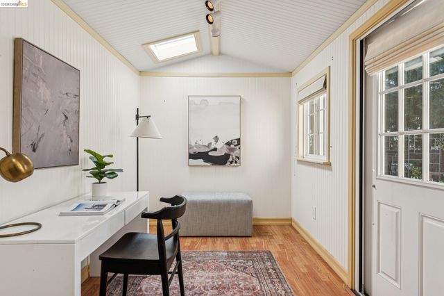 2833 Morgan Avenue, Oakland, CA 94602