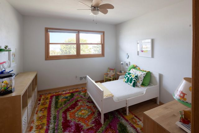 2420 Dunlap Street N, Roseville, MN 55113