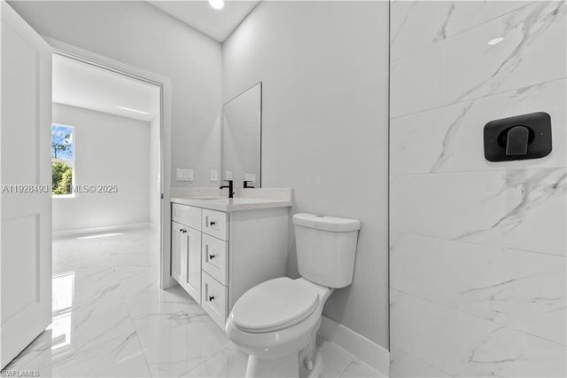 967 EDGERTON AVE, Lehigh Acres, FL 33974