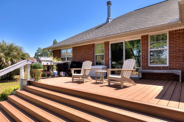 25 Plantation Drive, Manning, SC 29102