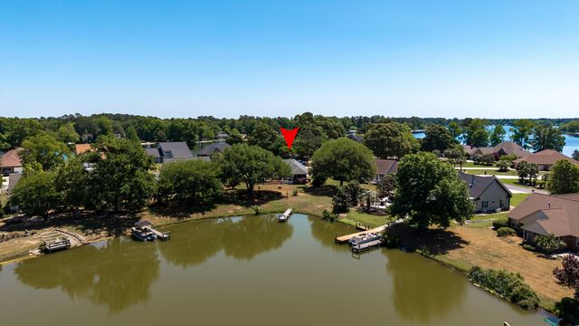 25 Plantation Drive, Manning, SC 29102