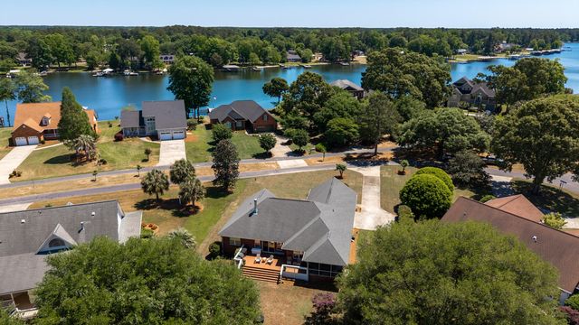 25 Plantation Drive, Manning, SC 29102