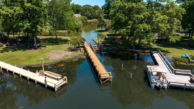 25 Plantation Drive, Manning, SC 29102