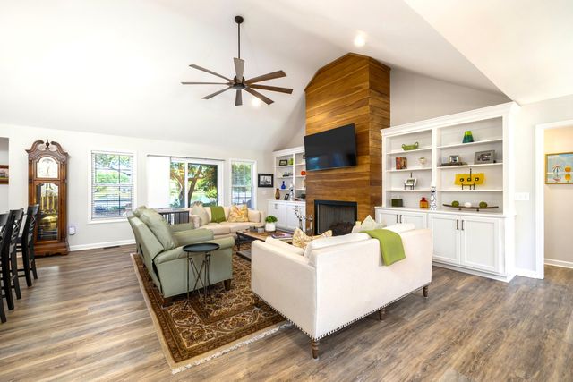 25 Plantation Drive, Manning, SC 29102