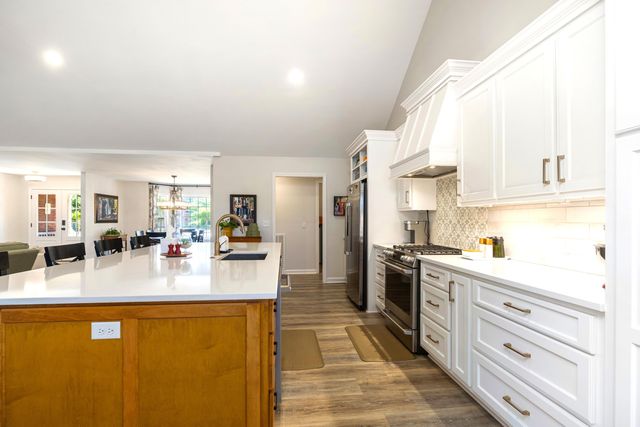 25 Plantation Drive, Manning, SC 29102