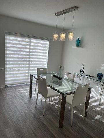 5932 SW 162nd Ct 5932, Miami, FL 33193