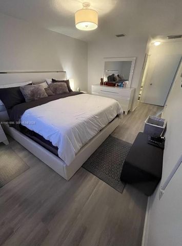 5932 SW 162nd Ct 5932, Miami, FL 33193