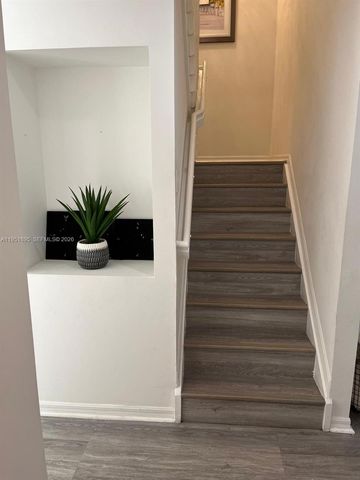 5932 SW 162nd Ct 5932, Miami, FL 33193