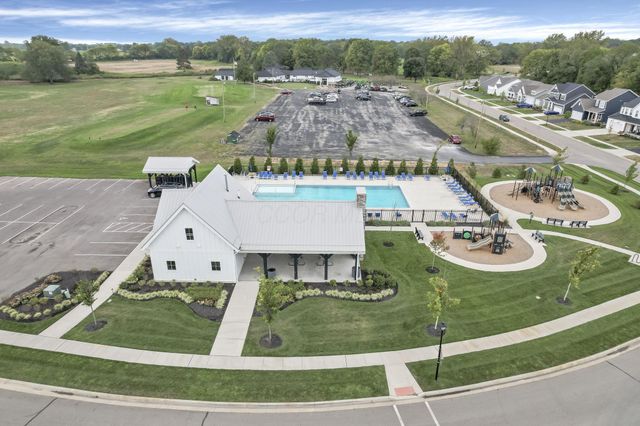 56 Chambers Bay Road, Commercial Point, OH 43116