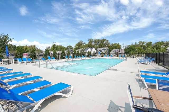 56 Chambers Bay Road, Commercial Point, OH 43116