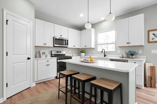 56 Chambers Bay Road, Commercial Point, OH 43116