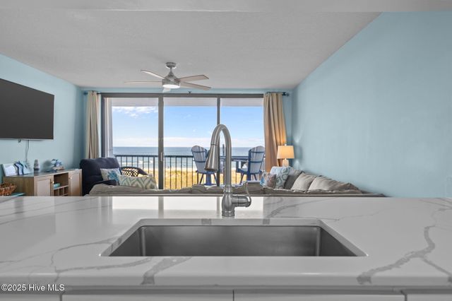 901 S Lake Park Boulevard Unit 304, Carolina Beach, NC 28428