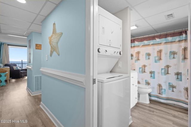 901 S Lake Park Boulevard Unit 304, Carolina Beach, NC 28428