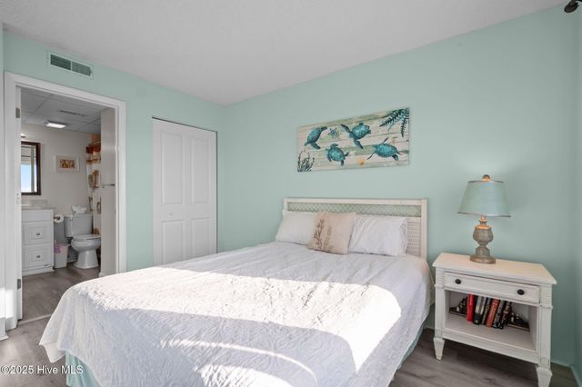 901 S Lake Park Boulevard Unit 304, Carolina Beach, NC 28428