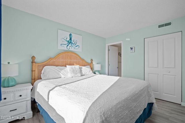 901 S Lake Park Boulevard Unit 304, Carolina Beach, NC 28428