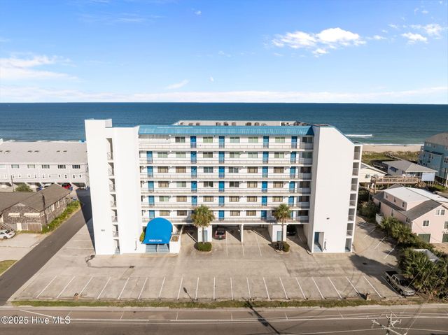 901 S Lake Park Boulevard Unit 304, Carolina Beach, NC 28428