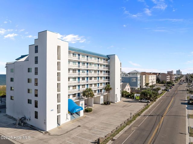 901 S Lake Park Boulevard Unit 304, Carolina Beach, NC 28428