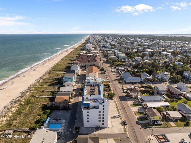 901 S Lake Park Boulevard Unit 304, Carolina Beach, NC 28428
