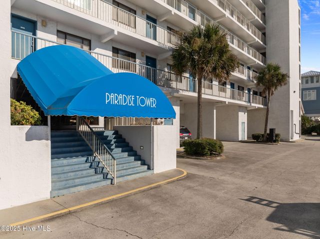 901 S Lake Park Boulevard Unit 304, Carolina Beach, NC 28428