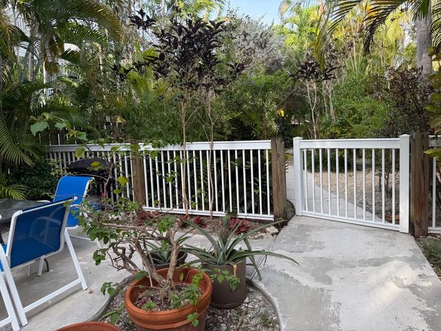 804 South St Apt 1, Key West, FL 33040