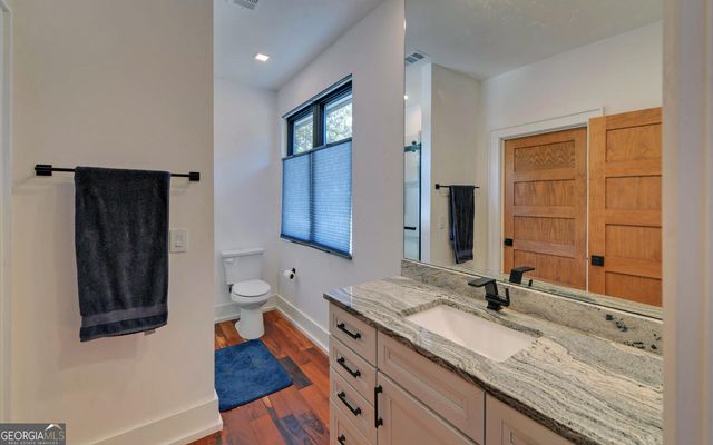 675 Freedom Hgt, Hartwell, GA 30643